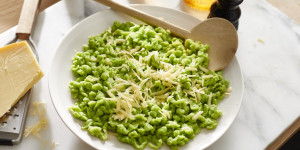 Beitragsbild des Blogbeitrags Bärlauch-Nockerl mit Bergkäse