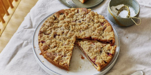 Beitragsbild des Blogbeitrags Zwetschkenkuchen mit Streusel