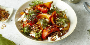 Beitragsbild des Blogbeitrags Gerösteter Kürbis mit Burrata und Chili Crisps