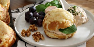Beitragsbild des Blogbeitrags Laugenweckerl selber backen