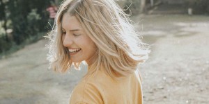 Beitragsbild des Blogbeitrags Trendfrisuren 2016 – Dieses Jahr wird es bunt! 