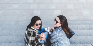 Beitragsbild des Blogbeitrags Geschenke für die beste Freundin: 16 tolle Ideen