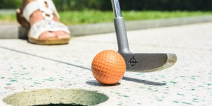 Beitragsbild des Blogbeitrags Die besten Minigolfplätze in Wien