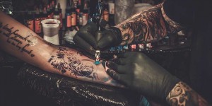Beitragsbild des Blogbeitrags Tattoo Wien: 8 empfehlenswerte Tattoostudios