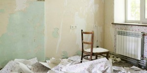 Beitragsbild des Blogbeitrags Tapete entfernen: Tapetenwechsel in 7 Schritten