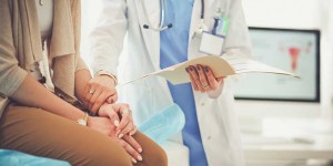 Beitragsbild des Blogbeitrags Gebärmutterhalskrebs: Ursachen, Anzeichen, Vorbeugung 