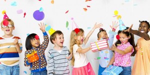 Beitragsbild des Blogbeitrags Kindergeburtstag Wien: 14 erlebnisreiche Partyideen