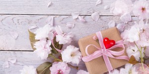 Beitragsbild des Blogbeitrags 25 inspirierende Ideen für Hochzeitsgeschenke 