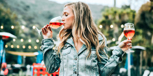 Beitragsbild des Blogbeitrags Weinbar Wien: die ultimativen Top 9