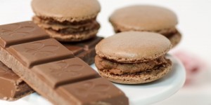 Beitragsbild des Blogbeitrags Schoko-Macarons mit Pariser-Creme aus Macarons für Anfänger!