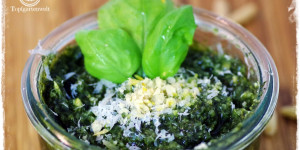 Beitragsbild des Blogbeitrags Pesto einkochen: Pesto Genovese haltbar machen – sicher und richtig!