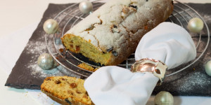 Beitragsbild des Blogbeitrags Christstollen ohne Marzipan aus Weihnachten – Das Goldene von GU!