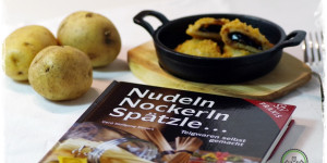 Beitragsbild des Blogbeitrags Powidltascherl aus Kartoffelteig aus Nudeln, Nockerln und Spätzle! 