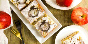 Beitragsbild des Blogbeitrags Omas Apfelkuchen vom Blech, schnelles und einfaches Rezept
