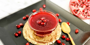 Beitragsbild des Blogbeitrags Granatapfel Marmelade ohne Kerne selber machen