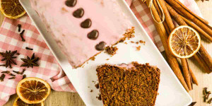 Beitragsbild des Blogbeitrags Glühweinkuchen saftig, nach Omas Rezept