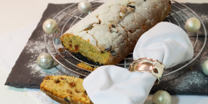 Beitragsbild des Blogbeitrags Christstollen ohne Marzipan aus Weihnachten, Das Goldene von GU 