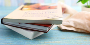 Beitragsbild des Blogbeitrags Schwangerschaftsratgeber, Bücher über Schwangerschaft: Flops, Empfehlungen