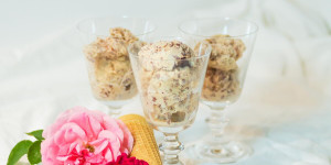 Beitragsbild des Blogbeitrags Stracciatella-Eis ohne Ei aus Eis für Geniesser