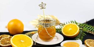 Beitragsbild des Blogbeitrags Orangenmarmelade, perfekt mit Schale und Gelierzucker, süß anstatt bitter