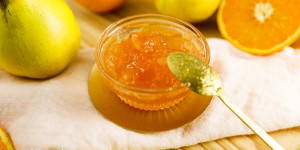Beitragsbild des Blogbeitrags Quittengelee mit Orangensaft selber machen