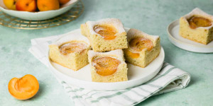 Beitragsbild des Blogbeitrags Marillenkuchen vom Blech mit Öl