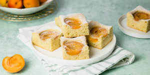 Beitragsbild des Blogbeitrags Marillenkuchen vom Blech mit Öl