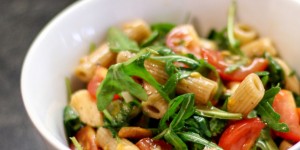Beitragsbild des Blogbeitrags Rezept: Mediterraner Nudelsalat