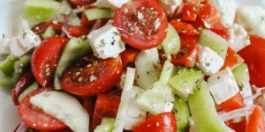 Beitragsbild des Blogbeitrags Rezept: schneller griechischer Salat