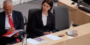 Beitragsbild des Blogbeitrags ÖVP zieht Joker – Karoline Edtstadler bei ORF-TV-Duell gegen Pilz – 386 