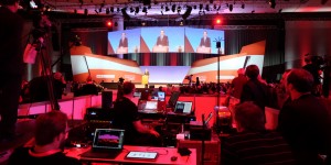 Beitragsbild des Blogbeitrags Braucht es eine Transparenzdatenbank für Journalisten? – 392