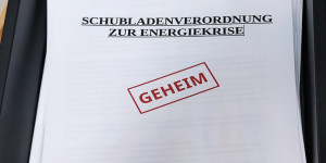 Beitragsbild des Blogbeitrags Energiekrise – Schubladenverordnung des Landes Steiermark bleibt geheim – 452
