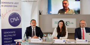 Beitragsbild des Blogbeitrags Maria Hubmer-Mogg über DNA und ihre Kandidatur zur EU-Wahl – 478 