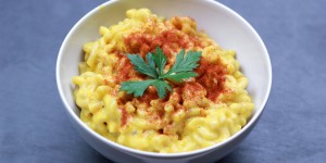 Beitragsbild des Blogbeitrags Kürbis Mac and Cheese (HCLF & vegan)