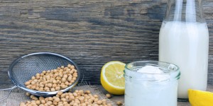 Beitragsbild des Blogbeitrags Wie gesund ist Soja Joghurt?