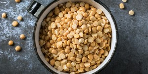 Beitragsbild des Blogbeitrags Proteinreiche Milchalternative aus Erbsen