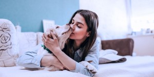 Beitragsbild des Blogbeitrags Einfaches Lippenpeeling aus 3 Zutaten selber machen 