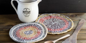 Beitragsbild des Blogbeitrags {DIY} Topflappen aus Strickliesel Schnur häkeln