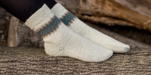 Beitragsbild des Blogbeitrags Socken mit Jacquard Muster stricken 