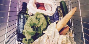 Beitragsbild des Blogbeitrags Nachhaltig einkaufen im  Supermarkt, less waste style 