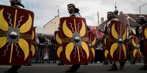 Beitragsbild des Blogbeitrags Savaria Historischer Karneval in Szombathely – Mittelalter erleben in Ungarn 