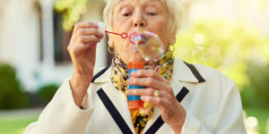 Beitragsbild des Blogbeitrags Inneres Kind heilen: Eine Reise zur Selbstheilung