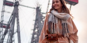 Beitragsbild des Blogbeitrags 11 Herbst-Outfits für jede Travel-Fashionista 