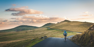 Beitragsbild des Blogbeitrags Wie plant man einen E-Bike Urlaub?