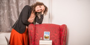 Beitragsbild des Blogbeitrags Die Stille der Savanne – Heike Frank