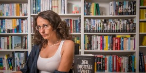 Beitragsbild des Blogbeitrags Der digitale Weltkrieg, den keiner bemerkt – Huib Modderkolk