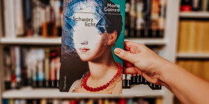 Beitragsbild des Blogbeitrags Schwarzlicht – María Gainza