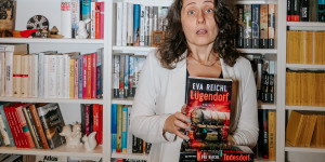 Beitragsbild des Blogbeitrags Lügendorf – Eva Reichl