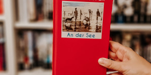 Beitragsbild des Blogbeitrags An der See – Eric de Kuyper