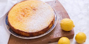 Beitragsbild des Blogbeitrags Easy Spring Lemon Cake Recipe | Bake With Me